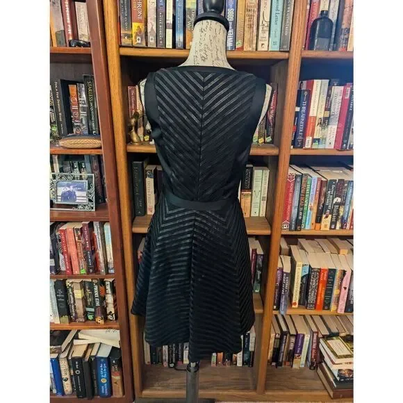 Karen Millen Black Mesh Faux Leather Chevron Stripe Fit Flare Dress Women’s 6 - Picture 2 of 7